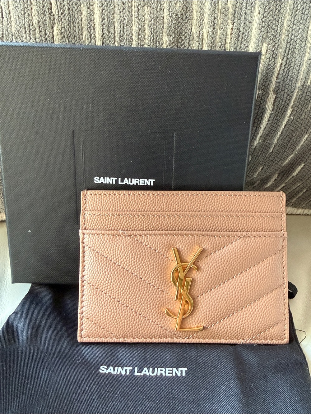 NWT, Saint Laurent YSL Monogram Card Holder – Grain de Poudre Leather - Picture 3 of 8